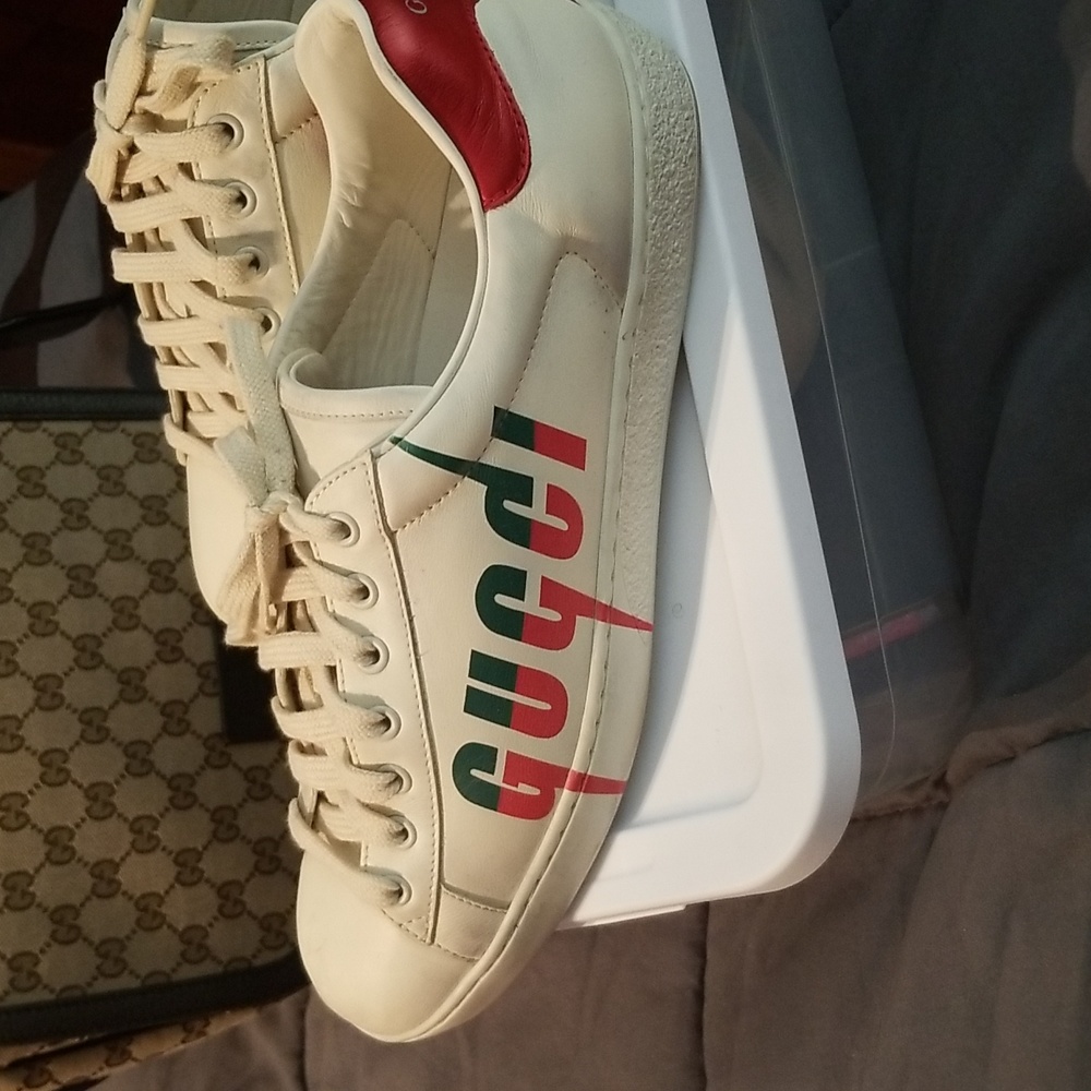 MEN GUCCI SHOES